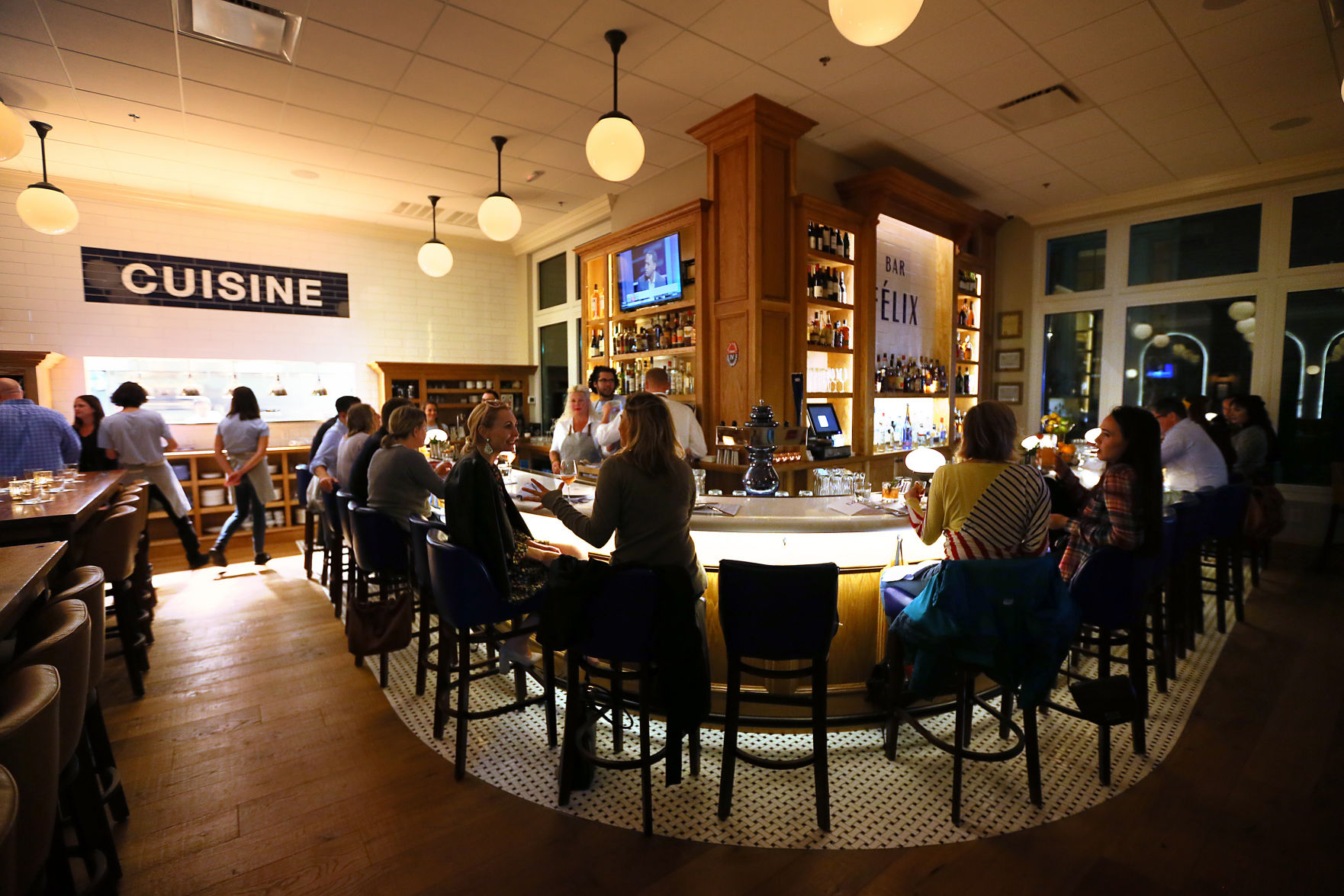 barwrap felix now open.jpg